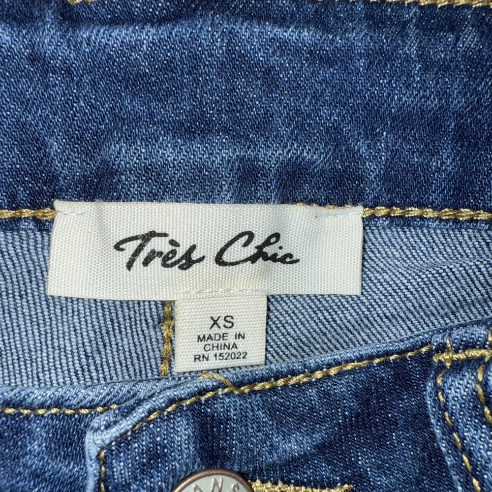 Chic Denim Blue Shorts - Picture 2 of 9